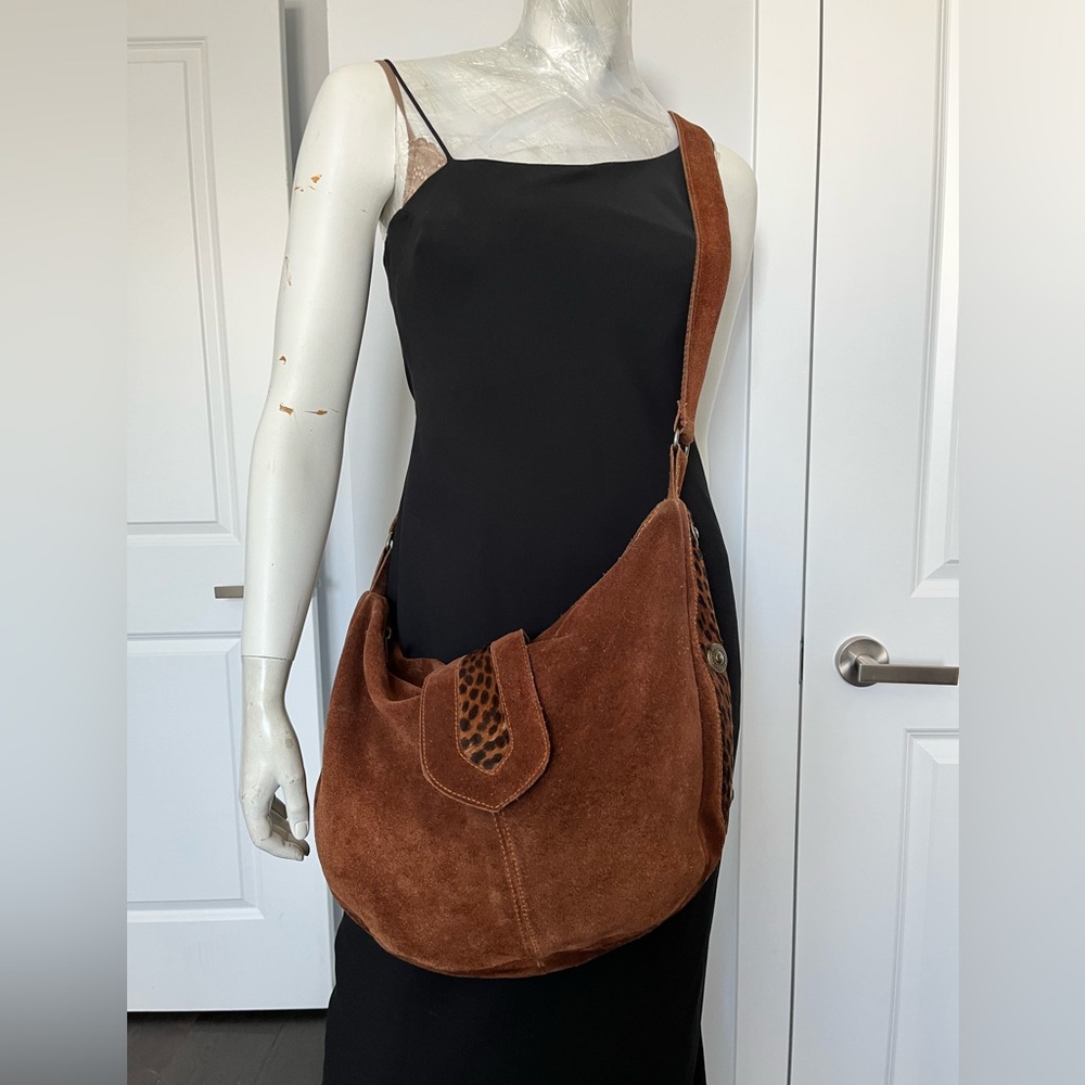 Italian Brown Suede Boho Crossbody Bag with Leopard Fur Accent - Picture 13 of 16